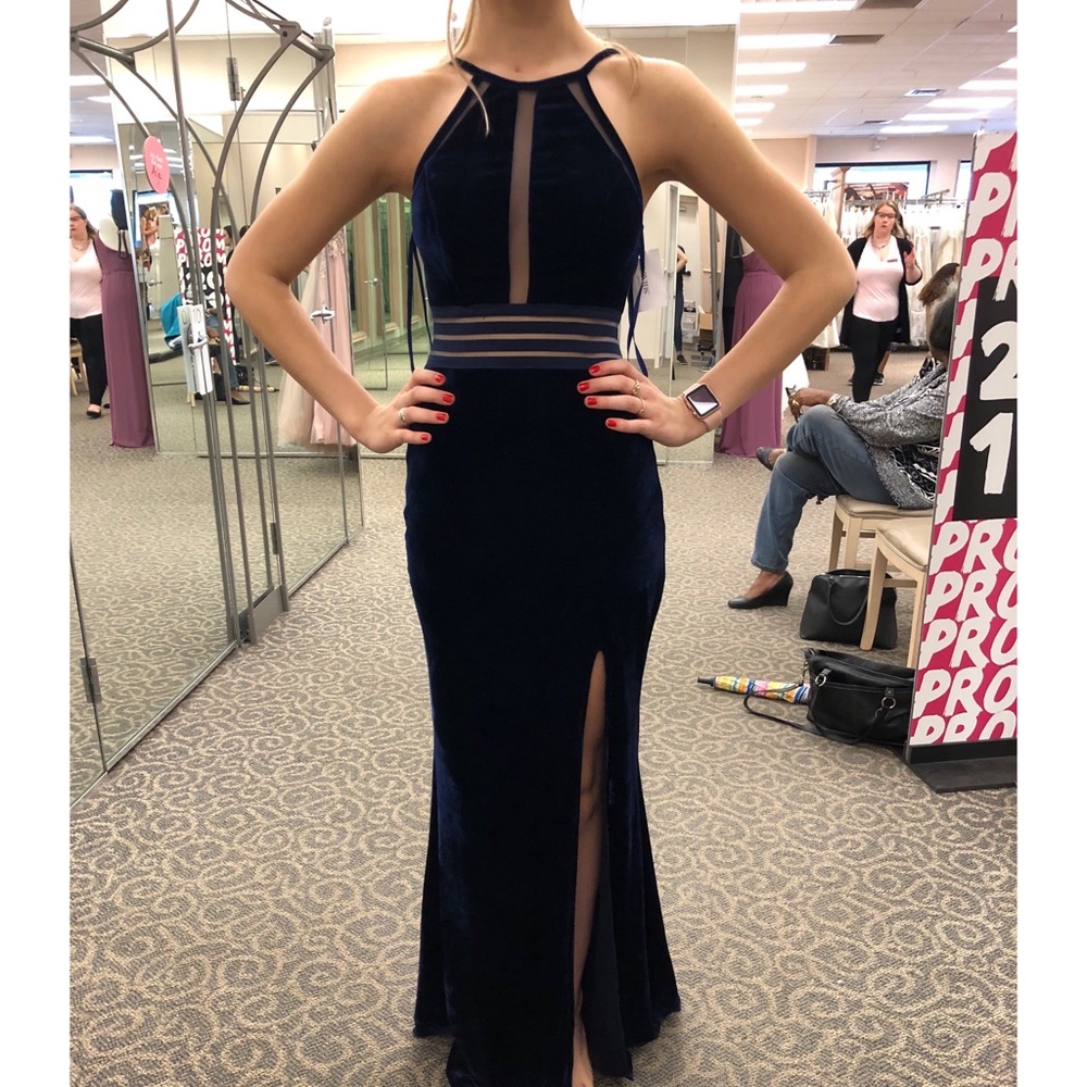 navy blue prom dress!
